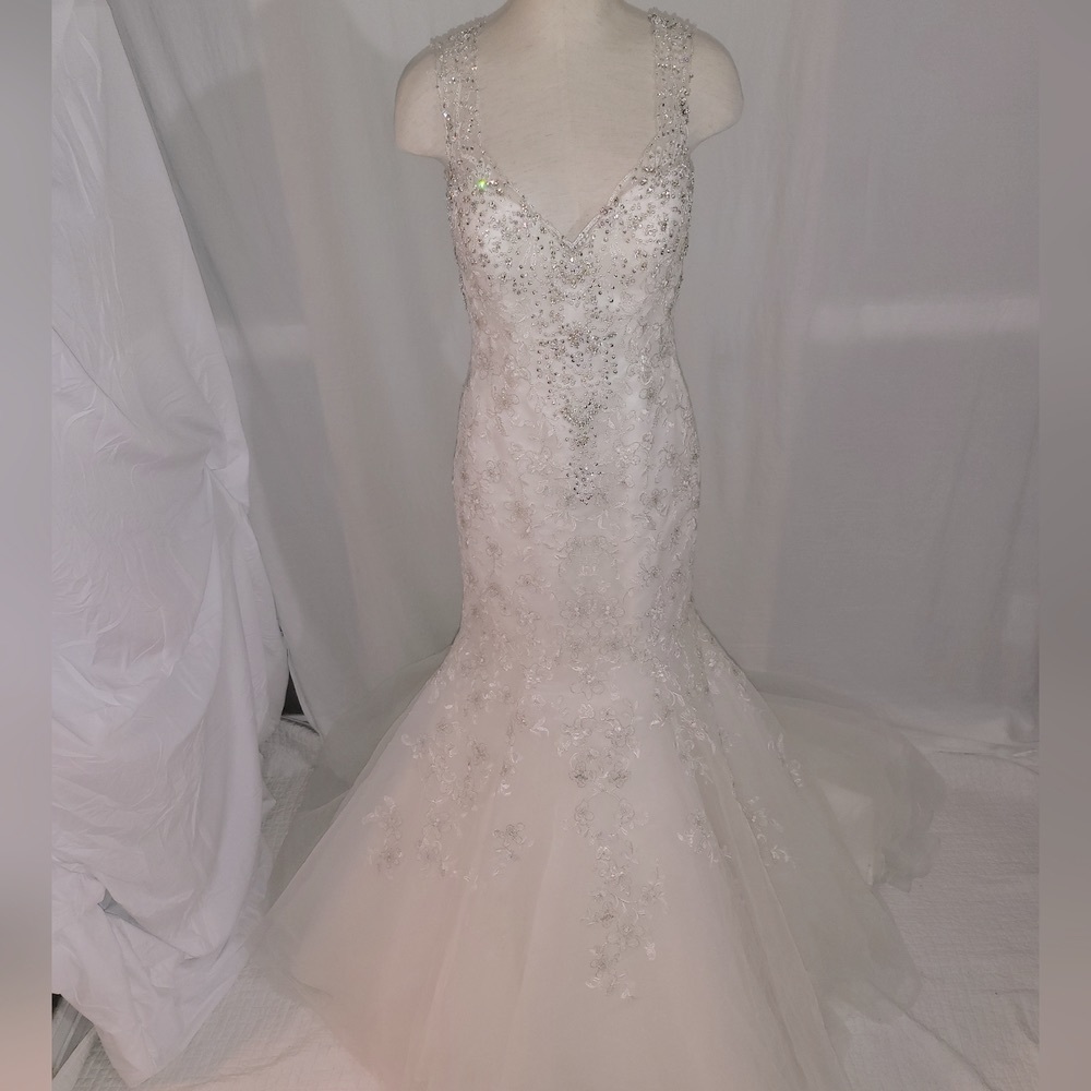 NWOT Kenneth|Winston - Wedding Dress - Style 1493 - Ivory/Ivory/Silver